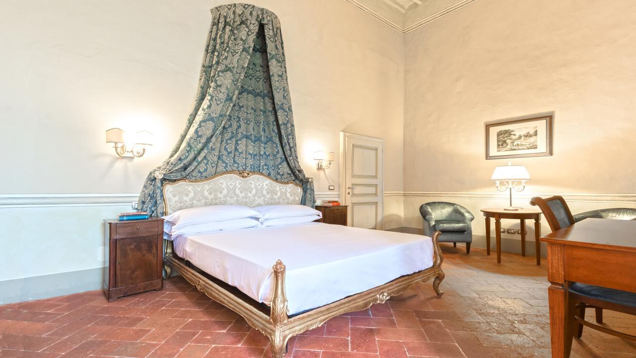 Badia Di Campoleone Villa อาเรซโซ ภายนอก รูปภาพ