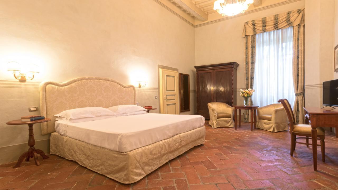 Badia Di Campoleone Villa อาเรซโซ ภายนอก รูปภาพ