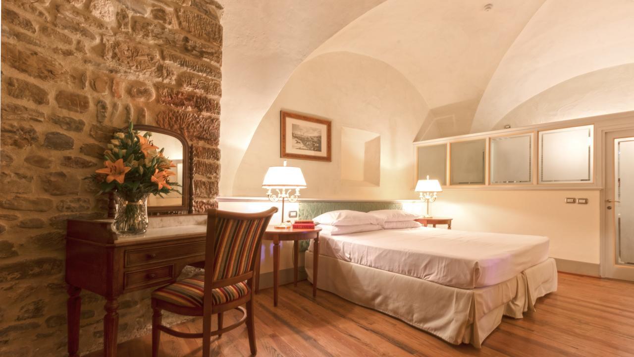 Badia Di Campoleone Villa อาเรซโซ ห้อง รูปภาพ