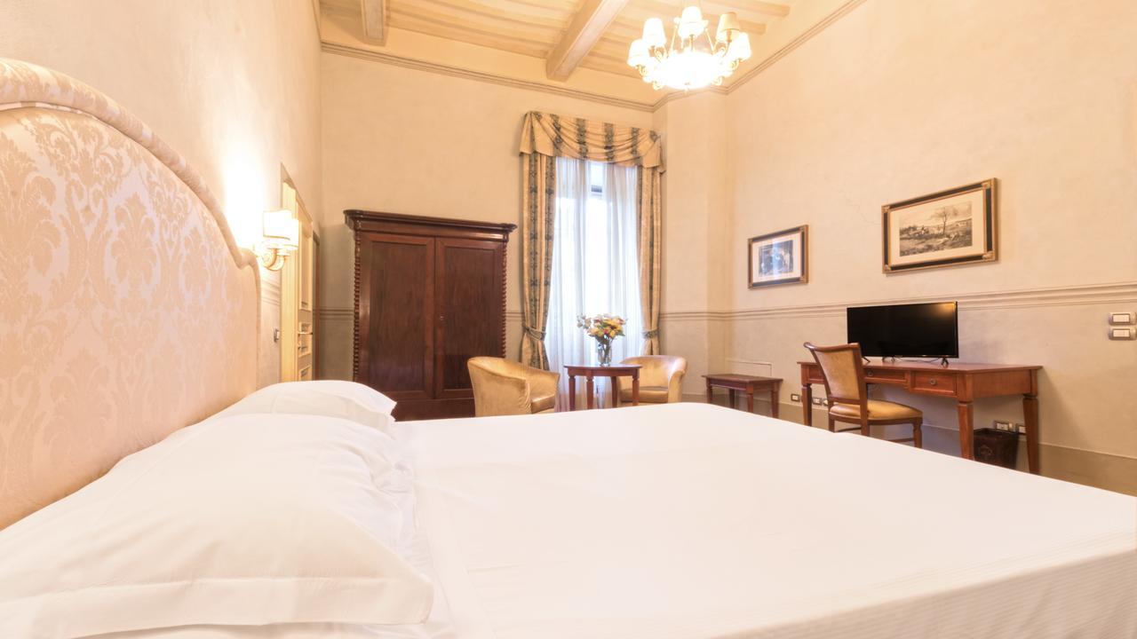 Badia Di Campoleone Villa อาเรซโซ ห้อง รูปภาพ