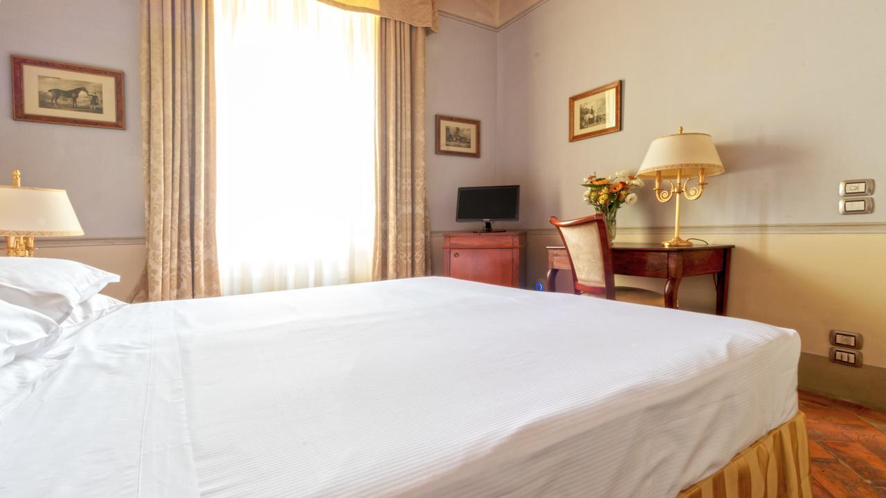 Badia Di Campoleone Villa อาเรซโซ ห้อง รูปภาพ